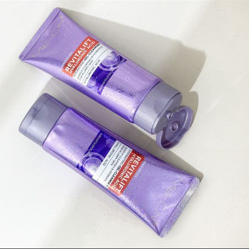 ME-ON Revitalift Hyaluronic Acid Face Wash ā Hydrating Gel Cleanser