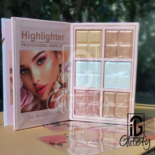 Mocallure 4 Step Makeup highlighter palette with packaging featuring a model and brand logo.